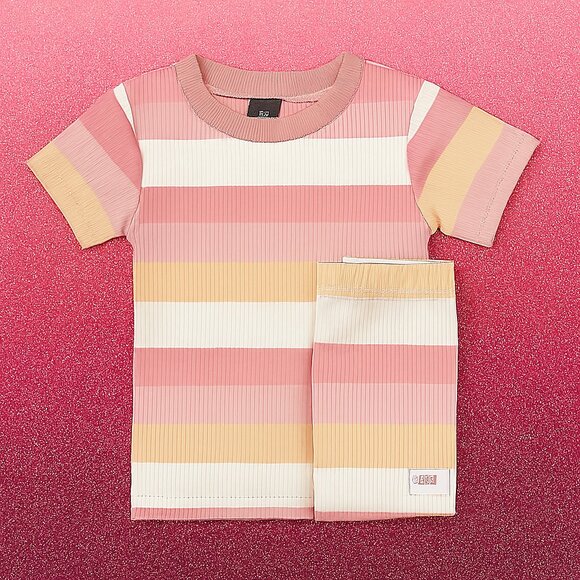 “Sunset Snuggles” Ribbed Lounge Set – Soft Stripes for Cozy Days 4T NWT Cotton - Picture 2 of 7